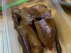 豉油皇乳鸽-惠爱餐厅