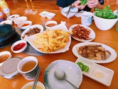 -青纱灯笼韩国料理店