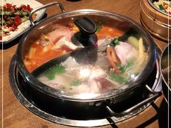 -阿婉贵州苗家酸汤鱼(梅林店)