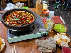 -黔有有贵州酸汤夺夺粉火锅(五味十字店)