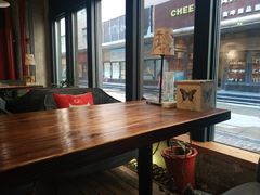 靠窗位-么么咖啡(燕郊店)