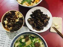 葫芦头泡馍-天发芽·何记葫芦头泡馍·老字号(小南门店)