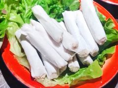-四小区火锅·巷子里的重庆火锅(花照壁店)