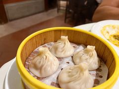 -梅龙镇酒家(南京西路总店)