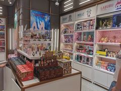 -泡泡玛特POPMART(蓝色港湾店)