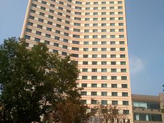 -爱舍海岸酒店(香港中路五四广场店)