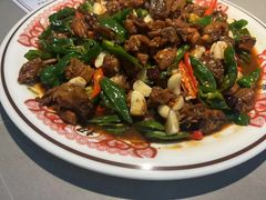 -郑小二山东特色炒鸡店(红小巷店)