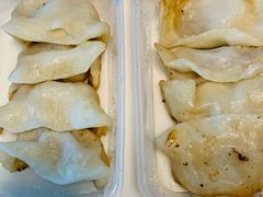 网红老上海锅贴-锅贴大王南翔小笼(临沂二村店)