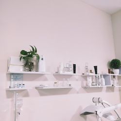 -蕾特恩专业祛痘国际连锁