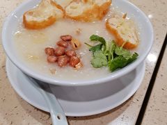 荔湾艇仔粥-点都德(龙之梦店)