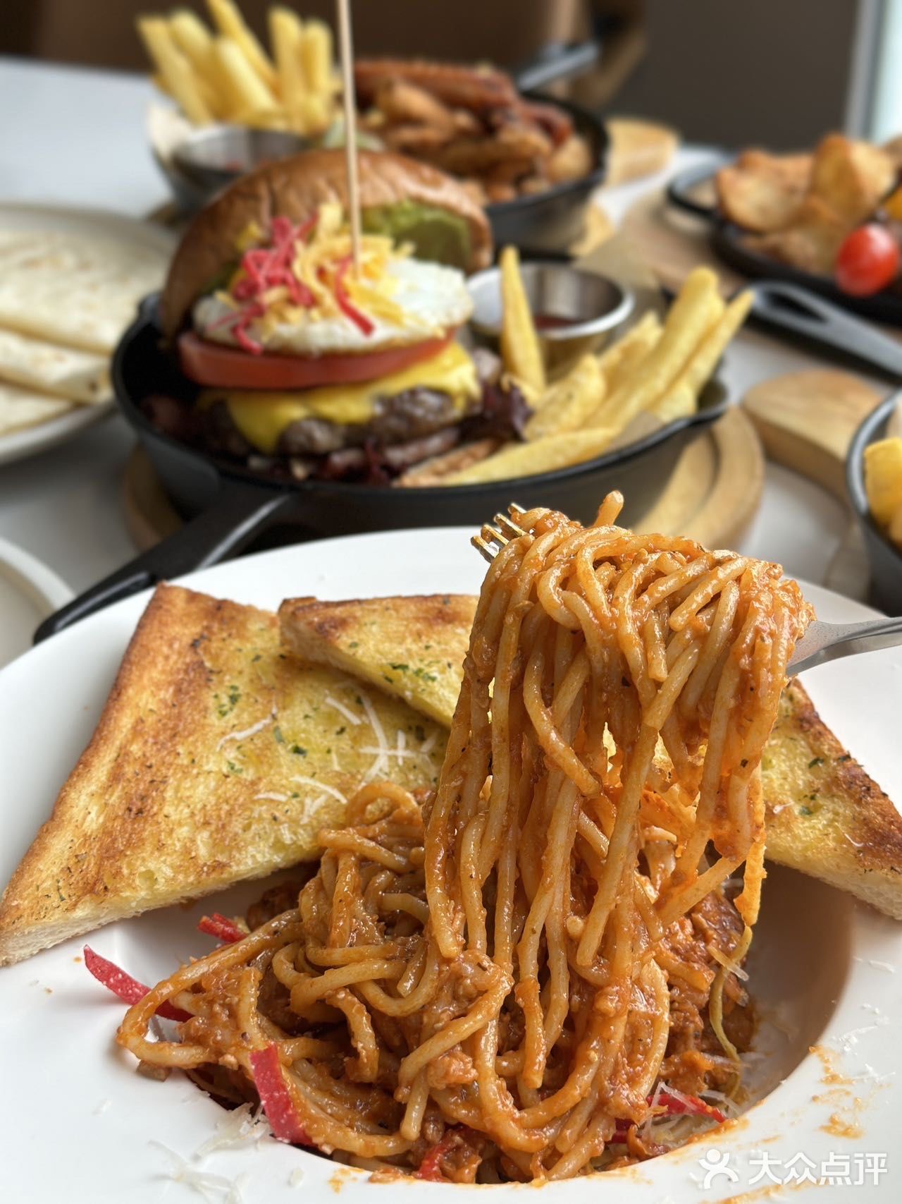 在遇见西木遇见美食~