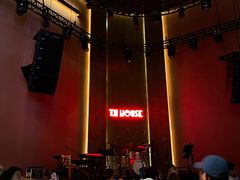 -TZ House音乐现场(来福士中心店)