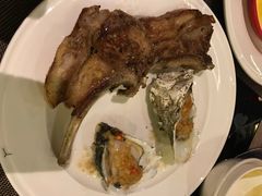 -大中华希尔顿酒店-念自助餐·嗨啤·小龙虾
