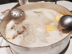 -肥仔文澳门猪骨煲(南京西路店)