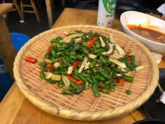 -二孃鸡爪爪(东郊记忆店)