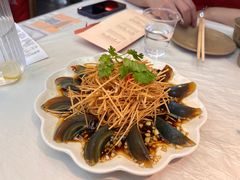 -肥肥虾庄·金牌油焖大虾(沙湖店)
