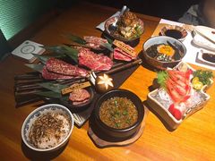 -肉魁屋·烧肉·烧鸟·酒场(高新店)