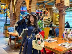 -米德维奇俄式西餐厅(西六道街店)