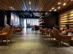 大堂-星巴克臻选(长沙运达中央广场店)