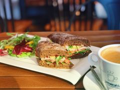 火鸡牛油果谷物三明治-Jamaicablue Coffeeshop(中央广场店)