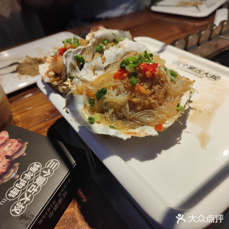 蒙古烧烤测评｜环境✔️ 味道✔️ 城市烟火气❌ 