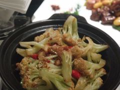 -渝半城经典川粤菜(重庆天地店)