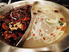鸳鸯锅-潮火锅·麻辣牛肉火锅(观音桥方圆·LIVE店)
