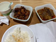 -老乡鸡(融科天地店)