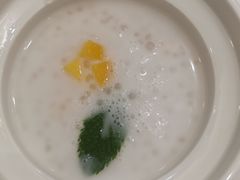 -香山湖家家宴(中山陵店)