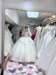 -NaNa婚纱礼服馆