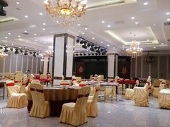 -朱记乳鸽王·非遗石岐乳鸽·全鸽宴(大兴旗舰店)