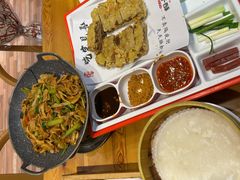 -肘子酥·天津菜·特色捞面(德云社店)