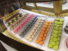 -PAUL LAFAYET 法式甜品(港汇广场店)