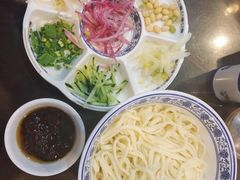 -老北京炸酱面大王.铜锅涮肉(朝阳门店)