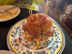 招牌牛肉汉堡-Alimentari Mulino意大利餐吧&烘焙(丰盛里店)