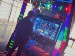 -世代星球·保龄球·镭战真人CS·团建(杨浦店)