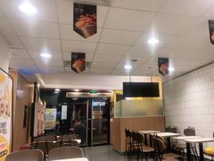 -麦当劳(中唱大厦店)