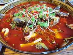 香辣黄辣丁-呱呱叫民俗风味主题餐厅(沣峪口店)