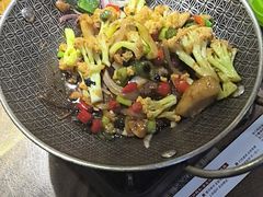 -东口码头·烧鸽子·鱼头泡饼·地方菜(金鹰悦城店)
