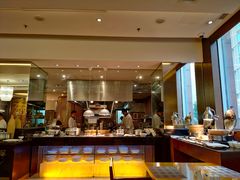 -上海西藏大厦万怡自助餐厅(徐汇店)