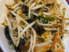 笨豆芽炒粉-满园烤鸭·春饼(中街大悦城店)