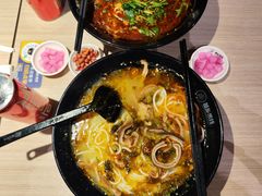 -苗乡米线(建军路店)
