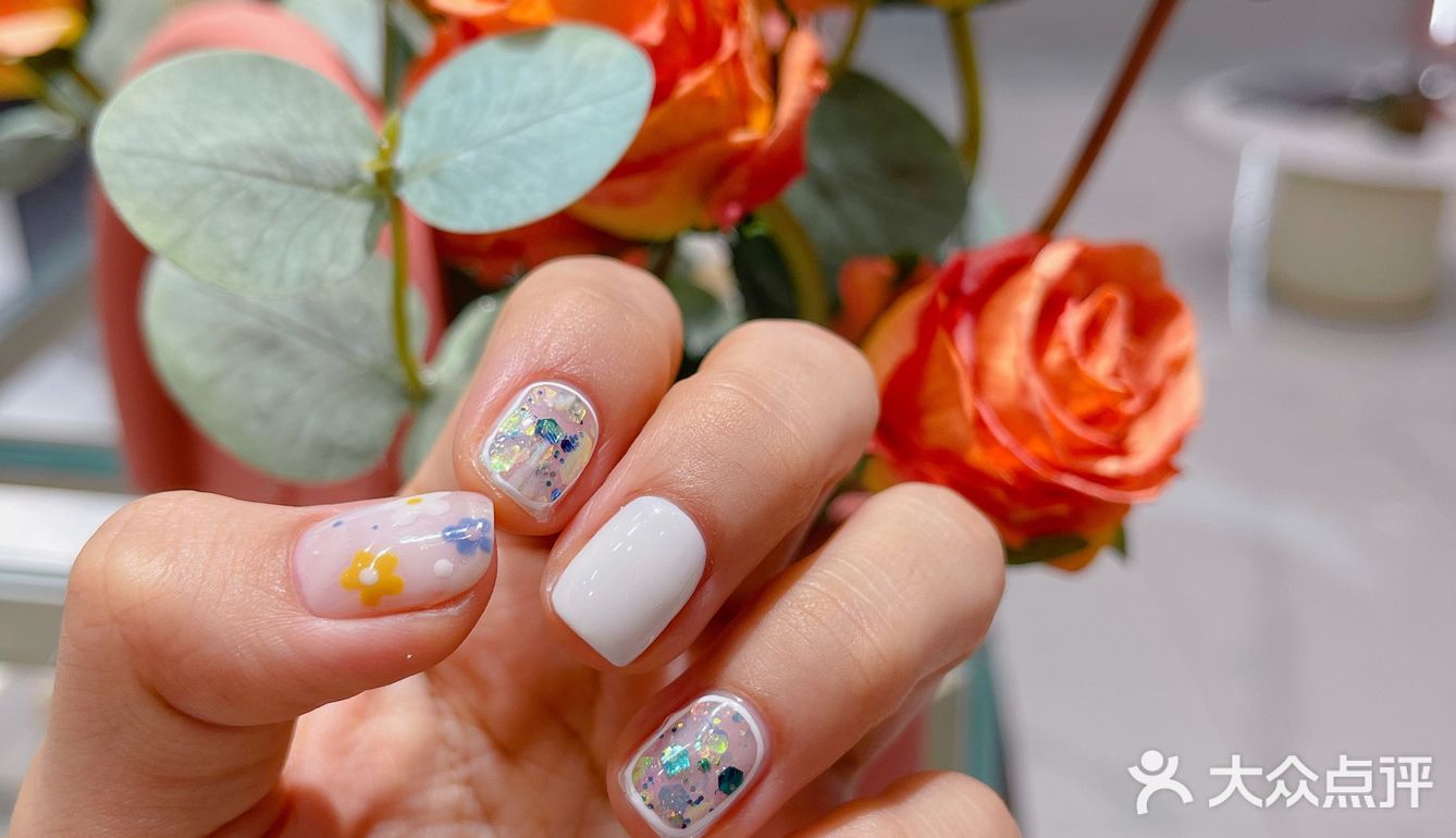 南昌最美美甲店💅🏻 | 铜锣湾美奈国际  前几天在铜锣湾逛街 