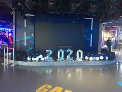 -世代星球·保龄球·镭战真人CS·团建(杨浦店)