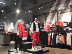 -adidas(滔搏朝阳大悦城店)