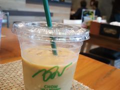 -Chom Cafe and Restaurant