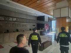 -丽池宫韩式汗蒸会馆(华灯坊店)