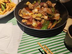 -巴厘龙虾·榜首油焖大虾(音乐学院·沿江酒馆店)