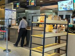 -麦当劳(新王府井店)