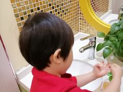 -红黄蓝成长中心(公益西桥校区)